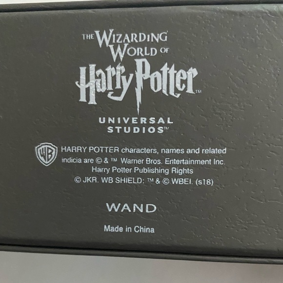 NEW -OFFICIAL Universal Studios Collectors Item Hermione Granger wand w/ box - Picture 4 of 15
